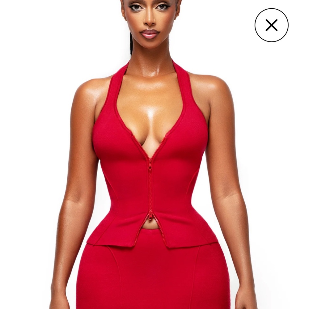 Stunning Yagi Red Halter Top